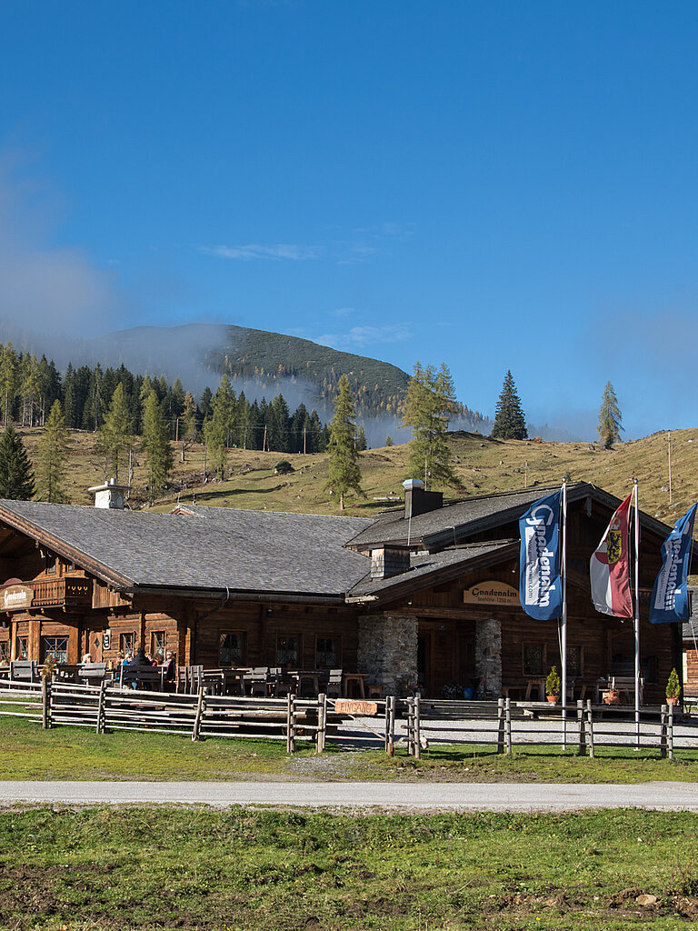 Gnadenalm Die Außenansicht von der Gnadenalm