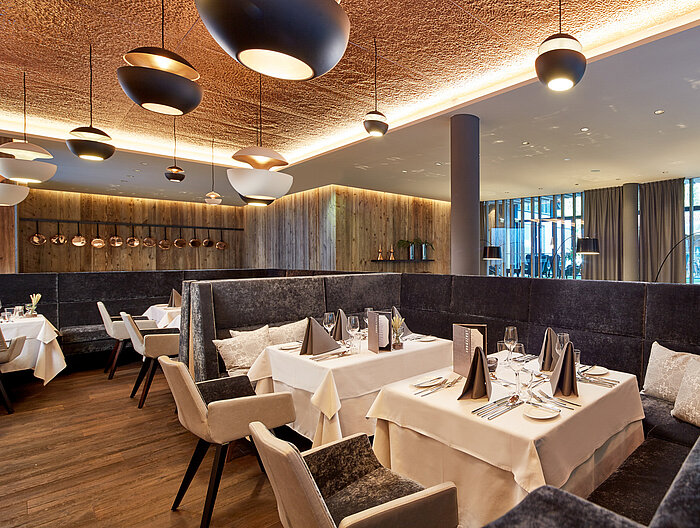 Gemütliches Restaurant im Gourmet- Wellnesshotel Lürzerhotel