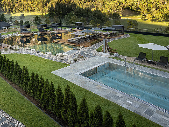 Outdoorpools im Wellnesshotel Lürzerhof in Salzburg